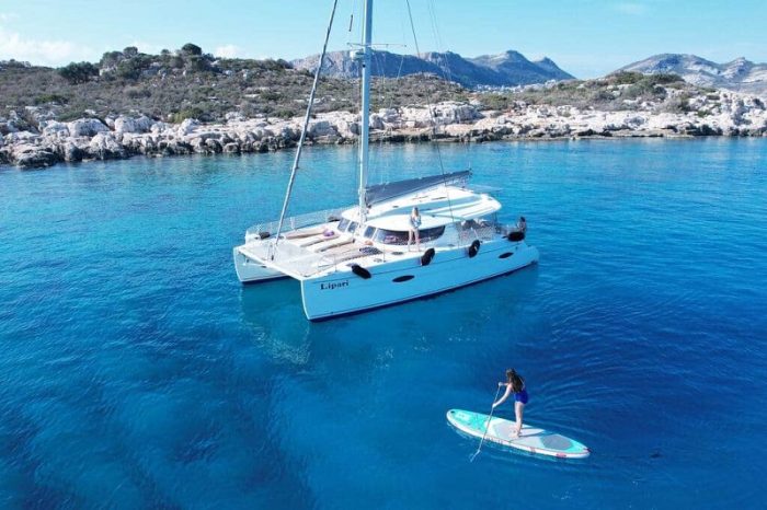 Enjoying Your Holiday With A Catamaran Boat