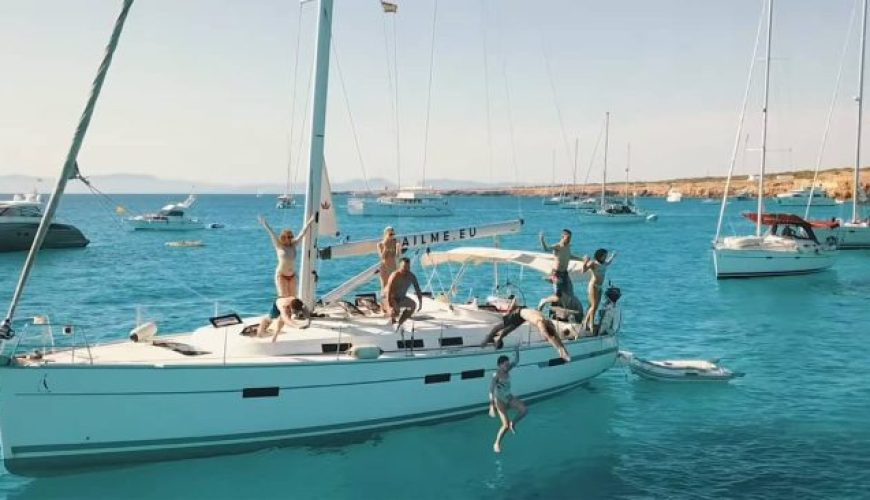 Spring Yacht Tour in Spain